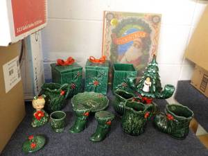 lot 38 image: Xmas Lot...