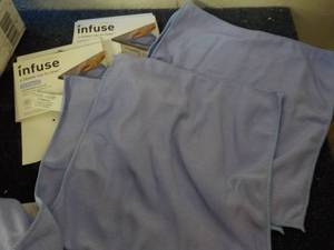 lot 69 image: 4 Infuse Microfiber Cloths...