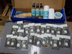 lot 135 image: Sample Lot Bemindful Toothpaste, Ba...