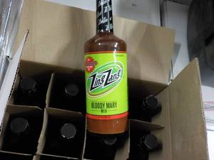 lot 177 image: Case of 12 - 32 oz Bottles Zing Zan...