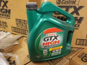 lot 181 image: 1 Gallon Castrol GTX High Milage SA...