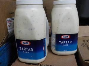 lot 272 image: 2 - 1 gallon Jugs Kraft Tartar Sauc...