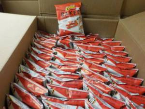lot 274 image: Case of 104 Bags Cheetos Baked Flam...