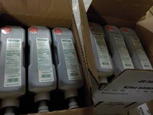 lot 288 image: 2 Boxes of 3 each 3.5 Liters Concen...