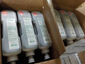 lot 289 image: 2 Boxes of 3 each 3.5 Liters Concen...