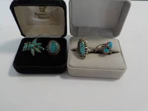 4 turquoise rings...