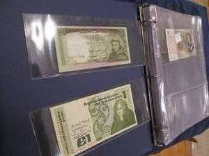 Foreign paper money in a collector ...