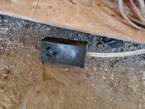 lot 31 image: Pile and Box of Electrical Wire
