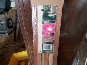 lot 51 image: 20 Bundles of Hardwood Tree Stakes