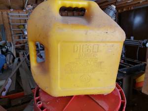 lot 61 image: 3 Gas Cans