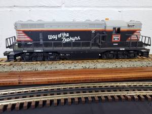 lot 42 image: Lionel Chicago Burlington & Quincy GP-9 Diesel Way of the Zephyrs Locomotive