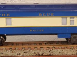 lot 46 image: Lionel Blue Comet Halley Combo Car 6-9537