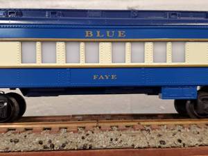 lot 47 image: Lionel Blue Comet Faye Passenger Car 6-9538
