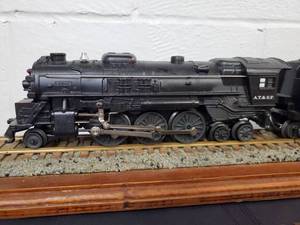 lot 52 image: Lionel Santa Fe 2-6-4 A.T. & S.F. 8625 Locomotive with Tender