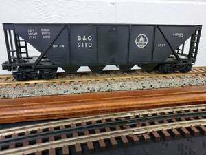 lot 81 image: Lionel Soo Line 9702 Box Car