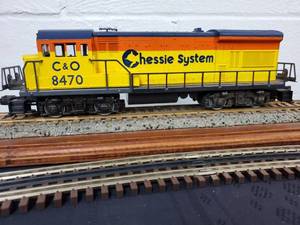 lot 82 image: Lionel Chessie System C&O U36B Diesel Locomotive