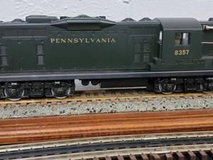 lot 111 image: Lionel Pennsylvania GP-9 Diesel Locomotive 6-8357