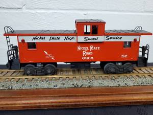 lot 116 image: Lionel Nickel Plate Road Illuminated Extended Vision Caboose 6-6905