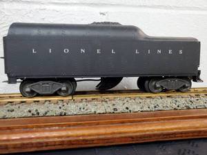 lot 121 image: Lionel Tender #2046 with Whistle