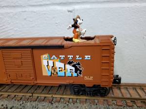 lot 141 image: Lionel Mickey Mouse & Bad Pete Animated Box Car 6-16686