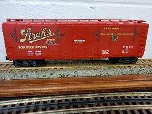 lot 146 image: Lionel Strohs Reefer Box Car 6-9807