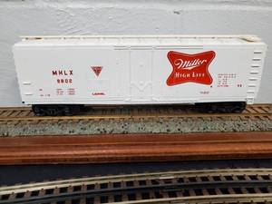 lot 160 image: Lionel Miller High Lite Reefer Car 6-9802