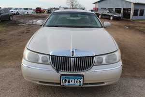 2000 Lincoln Town Car Cartier - 2 Owners