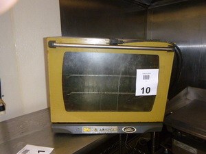Arianna Cadco Unox Oven