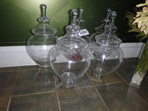 5 Decorative Vases with Lids
