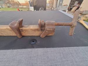 Vintage Wooden Bar Clamp