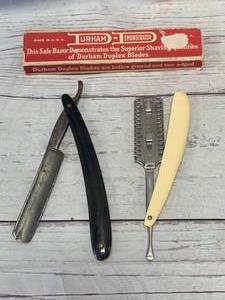 lot 13 image: Lot of 2 Vintage Razors