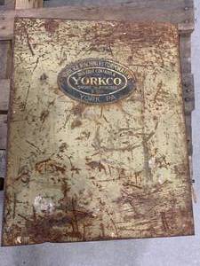 lot 22 image: Vintage York Mailing Metal Box Full of Old Model Railroad Track