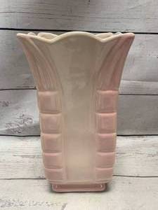 lot 33 image: Rare Rosemeade North Dakota Pottery Vase 9 Tall