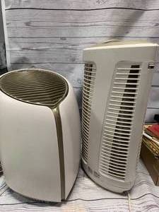 lot 36 image: Lot of 2 Enviracar Air Purifiers
