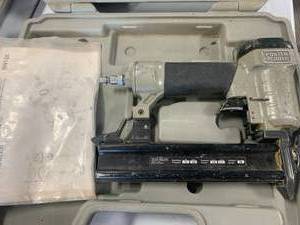lot 57 image: Porter Cable Brad Nailer