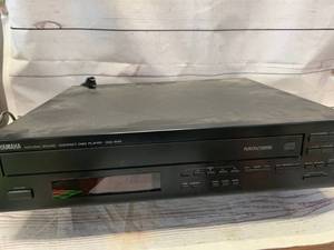 lot 99 image: Yamaha CDC-645 Compact Disk Player