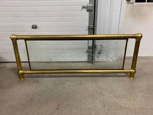 lot 104 image: Heavy Brass Rail with Etched Glass Art 2 x 5