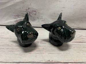 lot 106 image: Rosemeade Scotty Scottie Salt & Pepper Shakers (no chips)