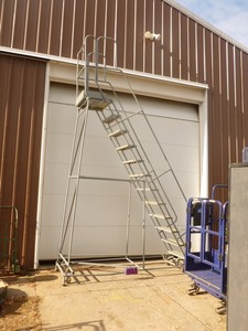 10 Cotterman rolling ladder. Looks nearly new. Treads arent even scratched. As shown. THIS ITEM HAS A RESERVE.