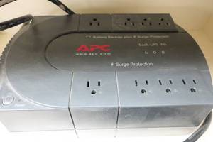 lot 17 image: APC Back-UPS NS 600