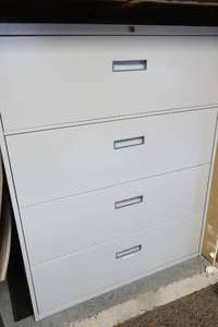 lot 39 image: Large Metal Filing Cabinet With Key