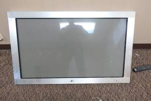 lot 56 image: Flat Screen TV
