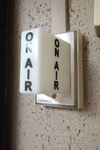 lot 67 image: White Board & 2 Radio Indicator Lights