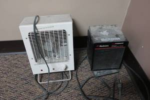 lot 79 image: 2 Space Heaters