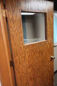 lot 80 image: 2 Doors and 3 Windows