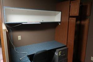 lot 122 image: Desk Space & All Contents