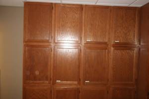 lot 132 image: Large Wooden Cabinet