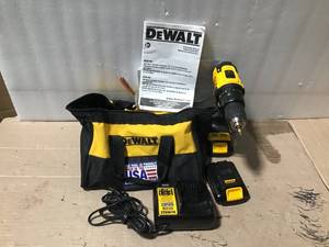 lot 13 image: 20-Volt MAX Lithium-Ion Cordless Compact DrillDriver with (2) Batteries 1.5Ah, Charger and Tool Bag by DEWALT in good condition