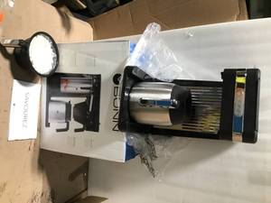 CSB3T Speed Brew Platinum 10-Cup Coffee Maker by Bunn in good condition