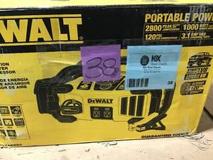 DEWALT 2800 Peak Amp Jump Starter 1000-Watt Power Inverter with Digital Compressor in good condition